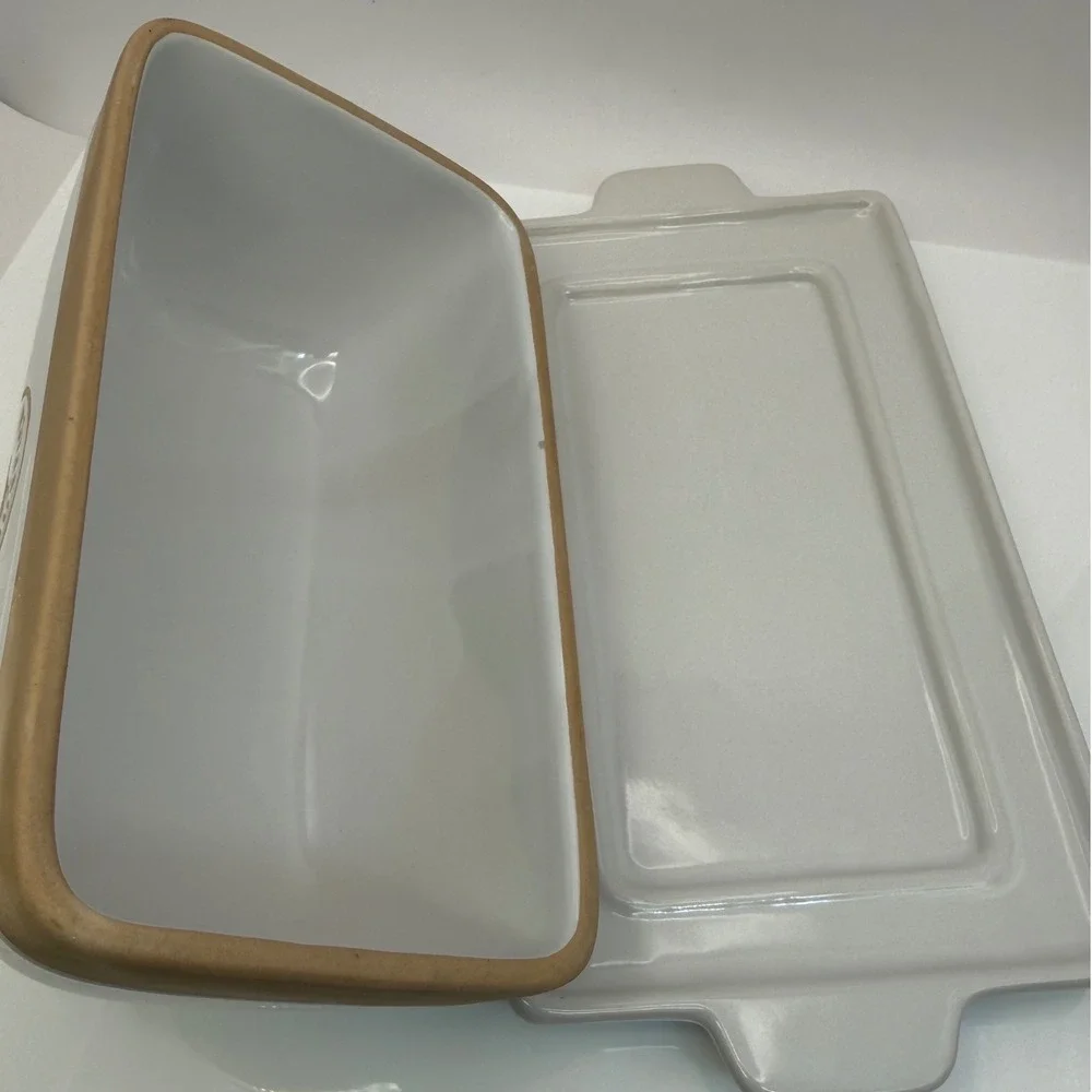 Sur‎ La Table Cucina Rustica Stoneware Butter Dish Rooster White Tan